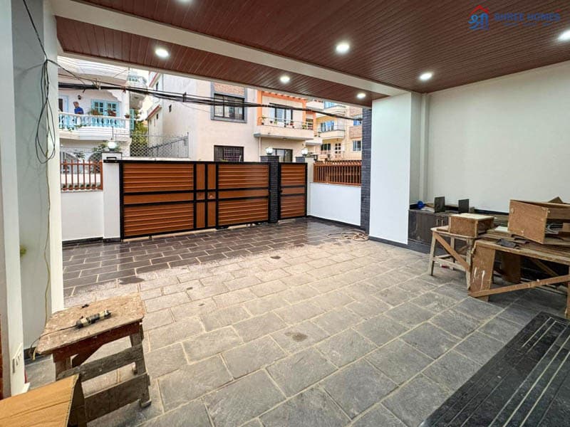 Premium South-Facing 5 BHK Semi-Bungalow for Sale in Dholahiti, Lalitpur - 10